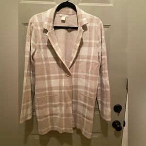 Worn once. Womens tan and cream plaid sport jacket cardigan tunic length